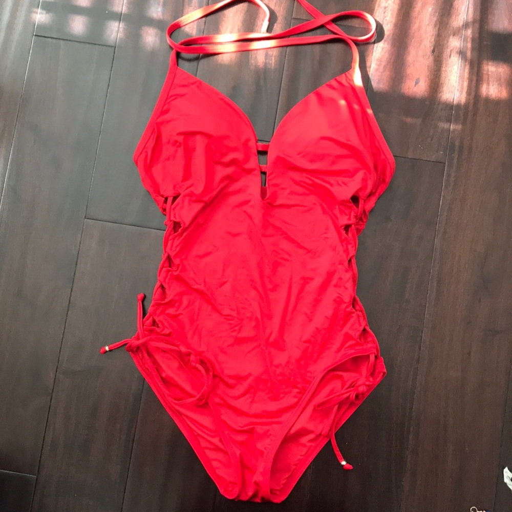 Laundry Swimsuit 8